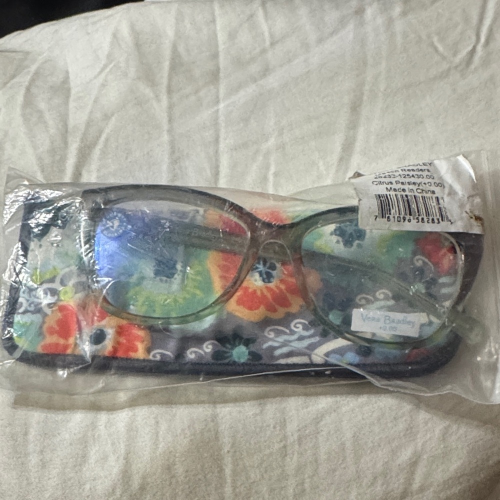 Vera Bradley Multicolor Floral Glasses with Case-26